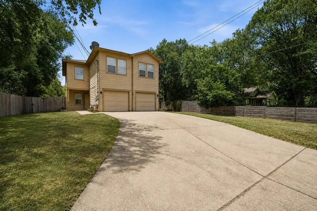 6015 Ponca St A, Austin