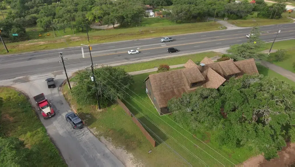 4225 E Highway 290, Dripping Springs