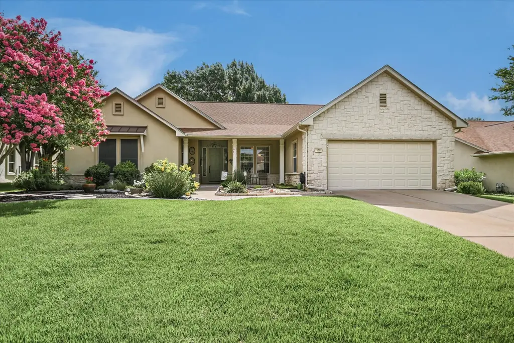 120 Cold Springs Dr, Georgetown