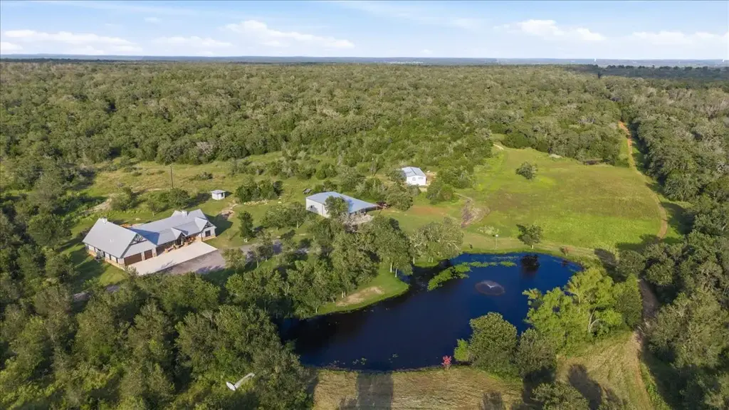 175 Wilson Rd, Elgin