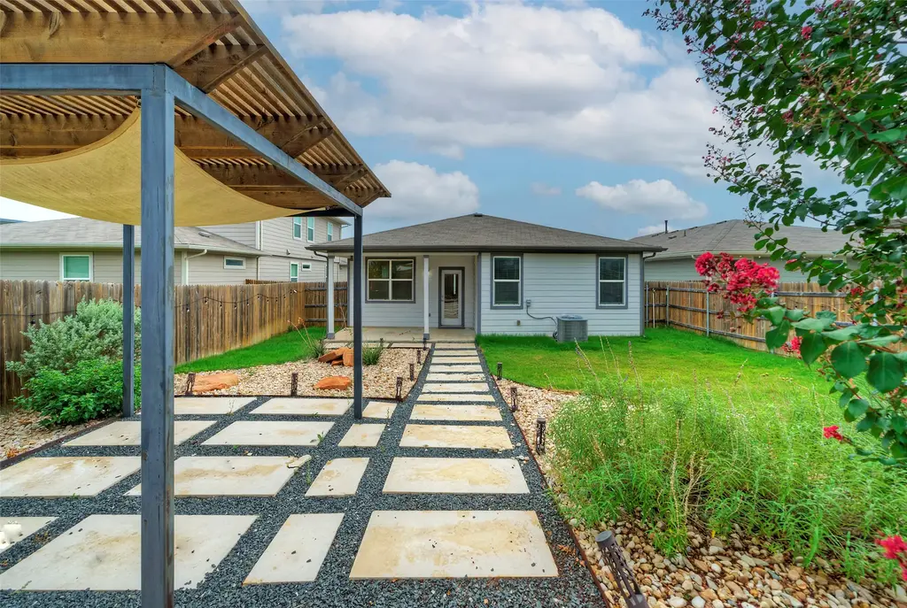7709 City Top Blvd, Austin