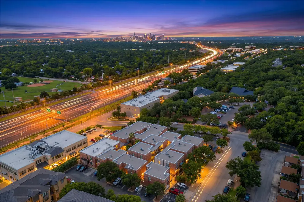 6501 E Hill Dr 111, Austin