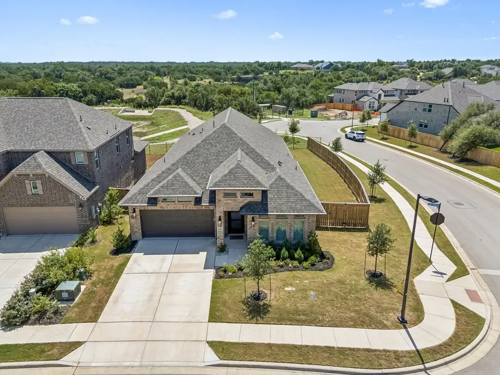 1200 Scenic Green Loop, Georgetown