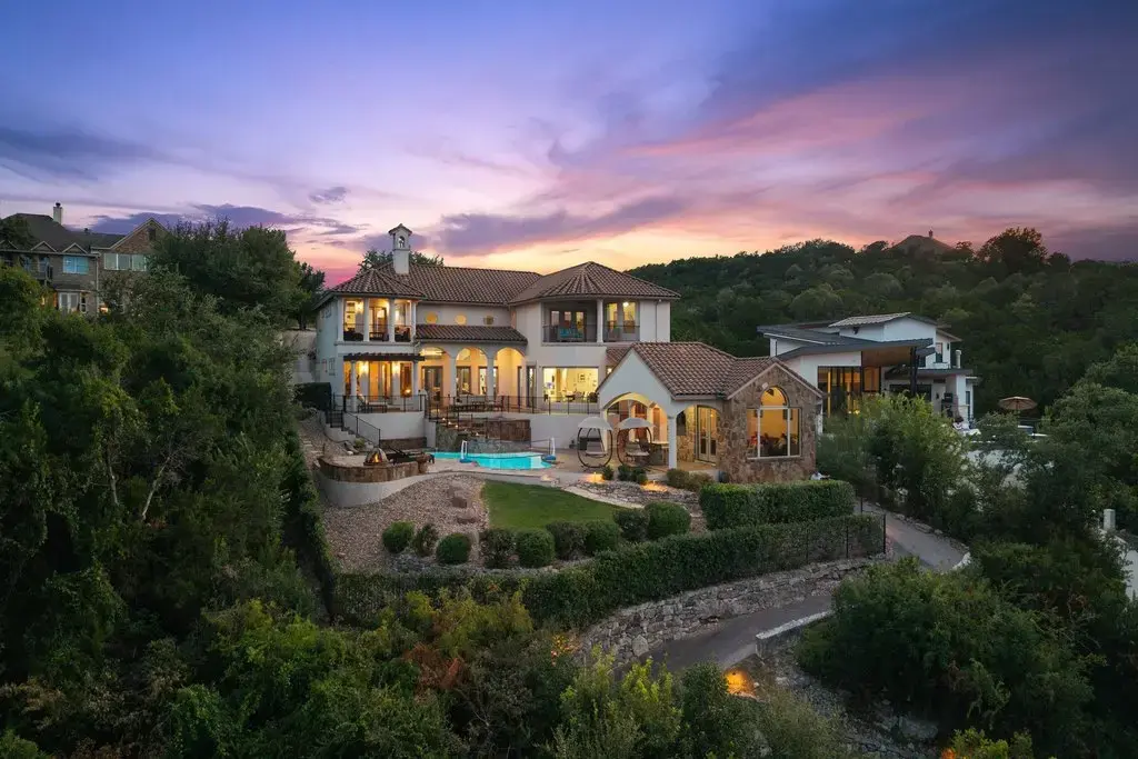 17508 Northlake Hills Dr, Jonestown