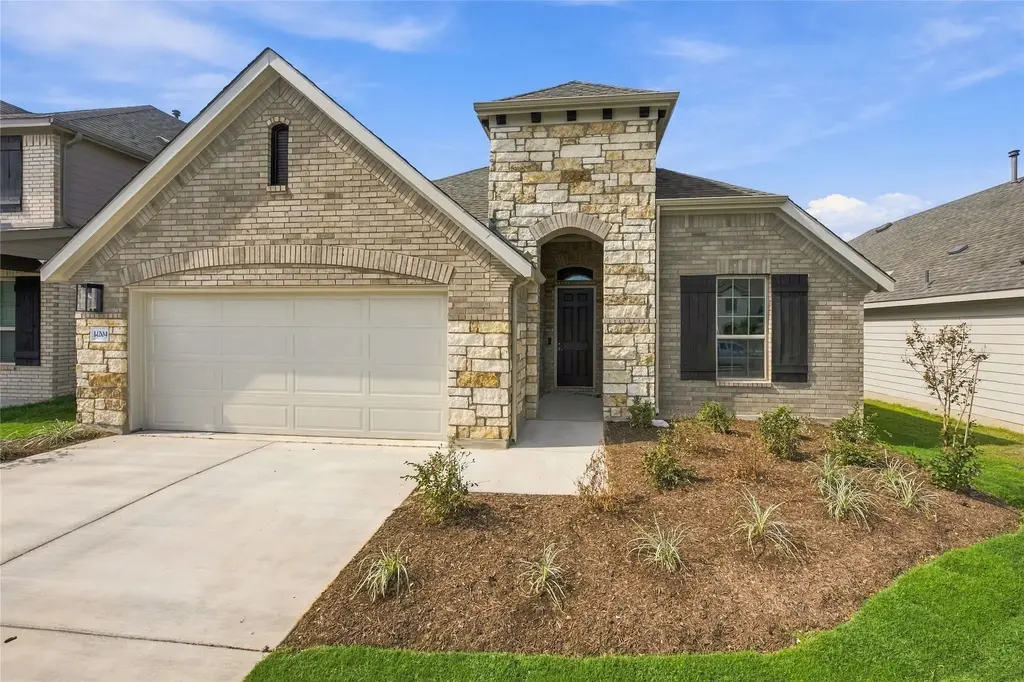 14204 Grassley Trl, Manor