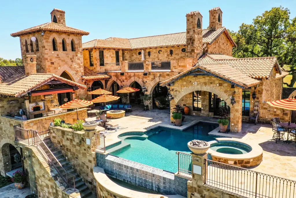 113 La Posada, Horseshoe Bay