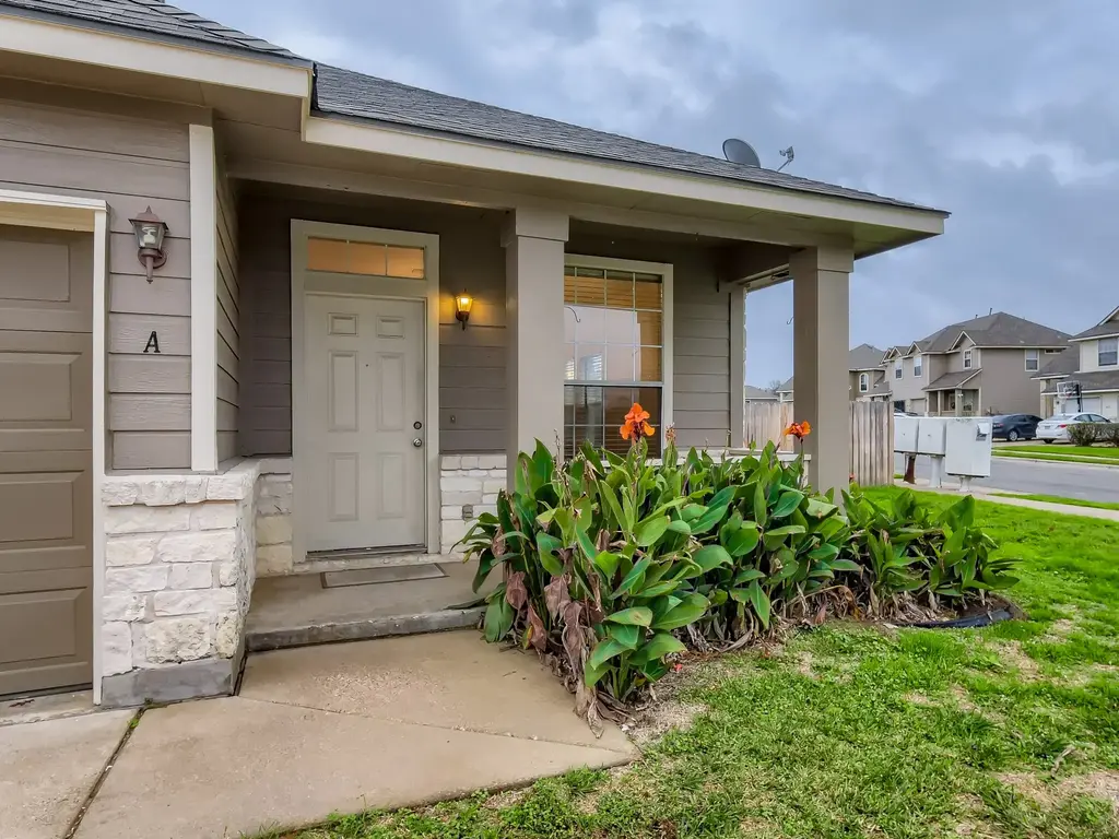 2858 Southampton Way A, Round Rock