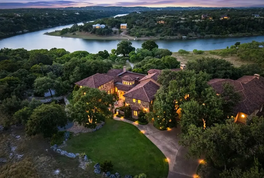 3220 Fall Creek Estates Dr, Spicewood