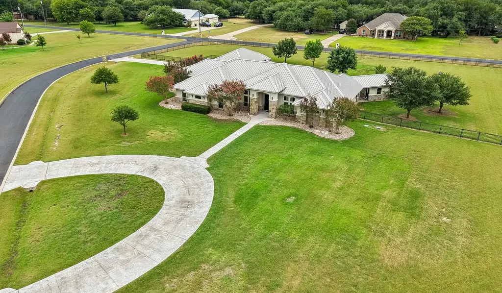 6258 Miller Ln, Belton