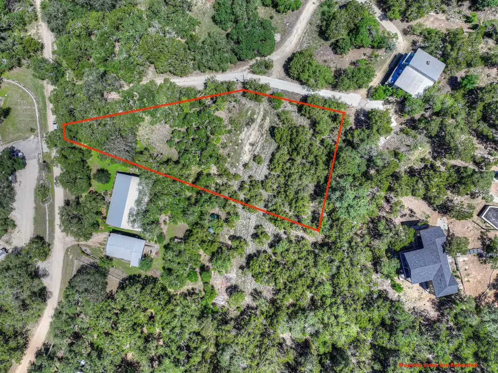 130 Lazy Leaf, Wimberley