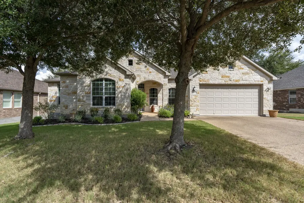 111 Raindance Cv, Austin