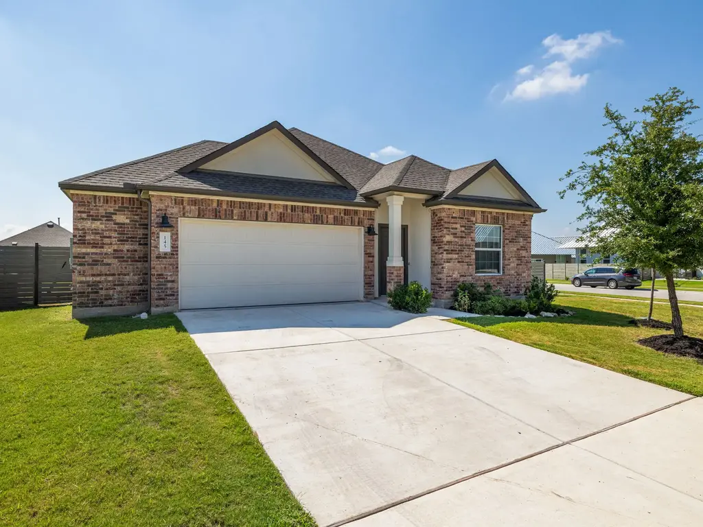145 Blue Blaze Trl, Georgetown