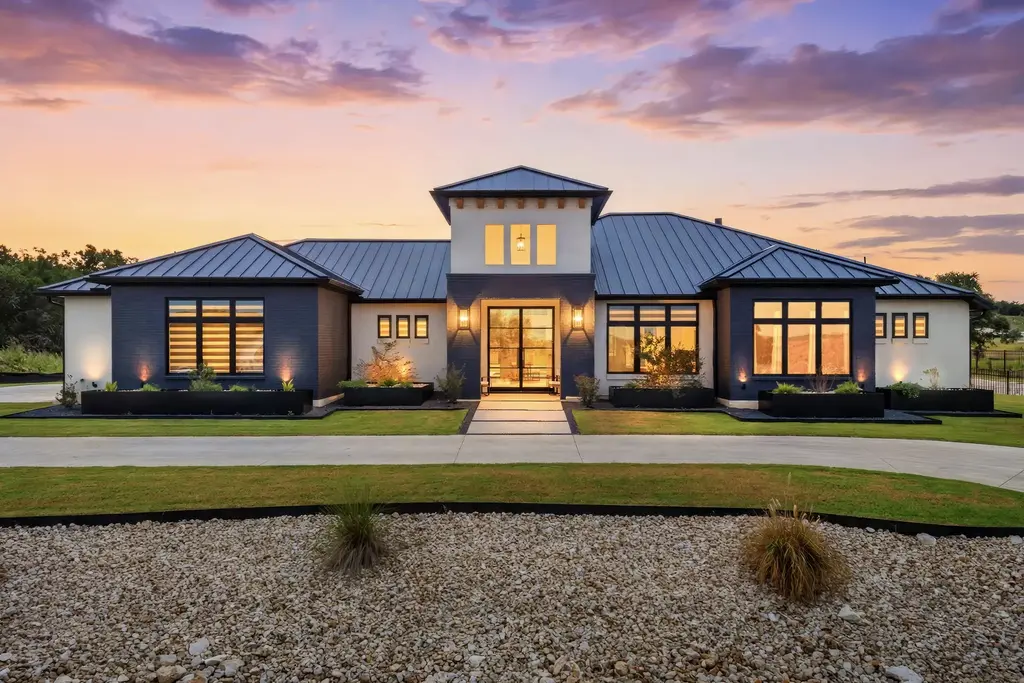 104 Sunridge Cv, Georgetown