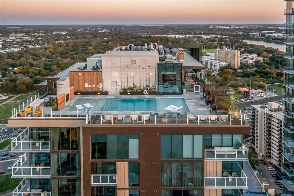 48 East Ave 1301, Austin