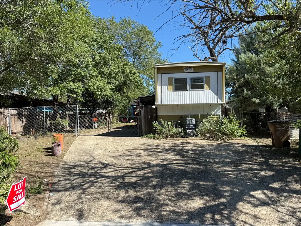 2102 Blue Meadow Dr, Austin