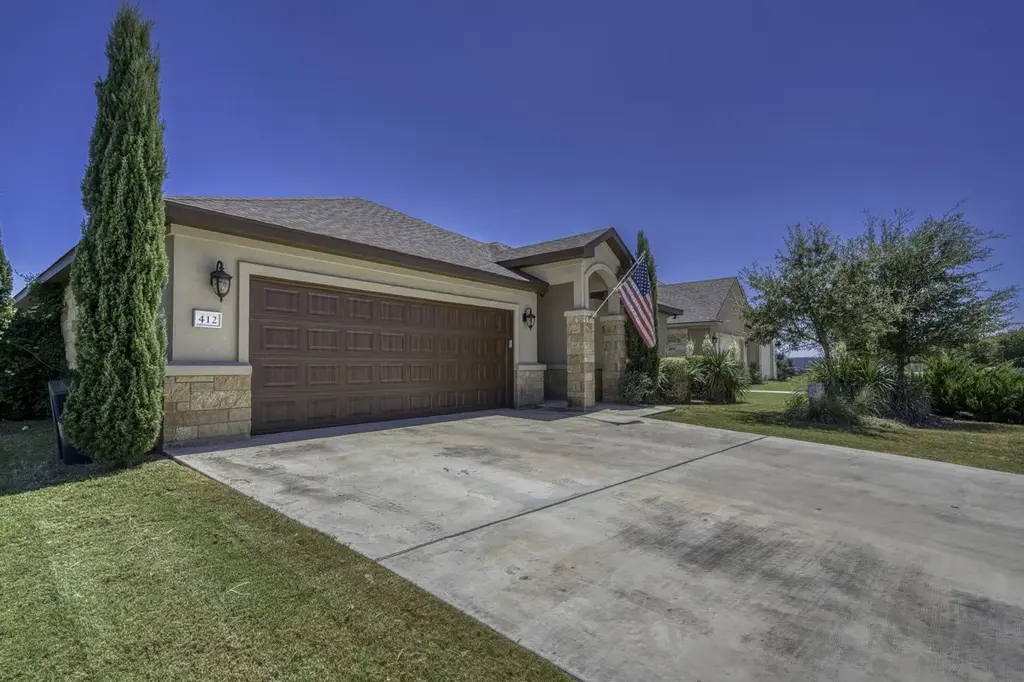 412 Jake Dr, Jarrell