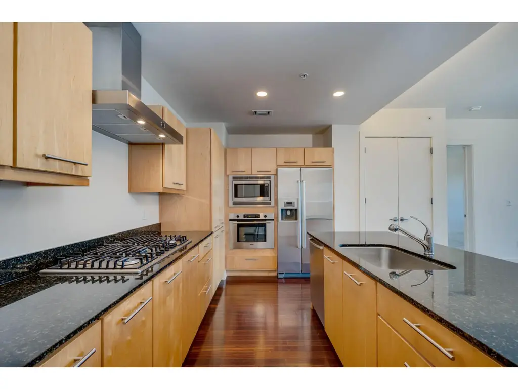 210 Lee Barton Dr 411, Austin
