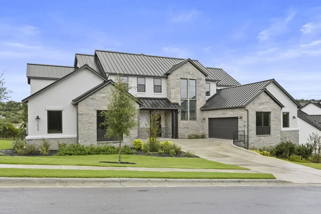3637 Torcello Cv, Leander