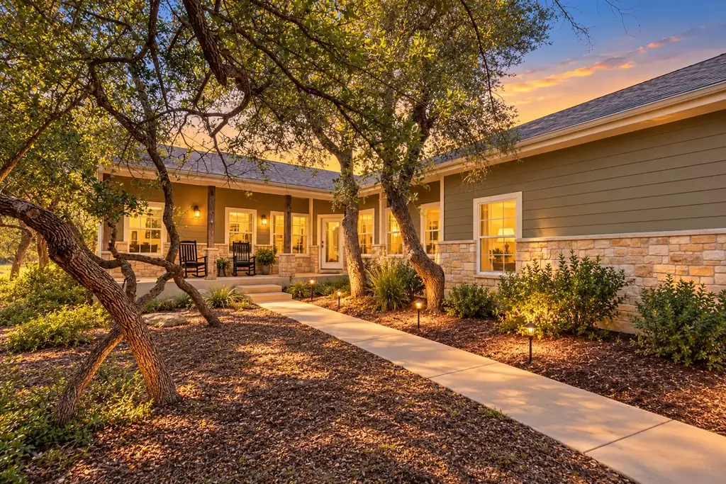 204 Deer Creek Cir, Dripping Springs