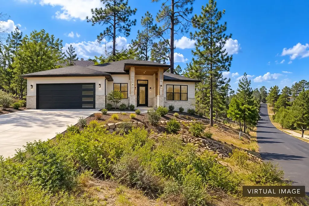 128 Mokalau Dr, Bastrop