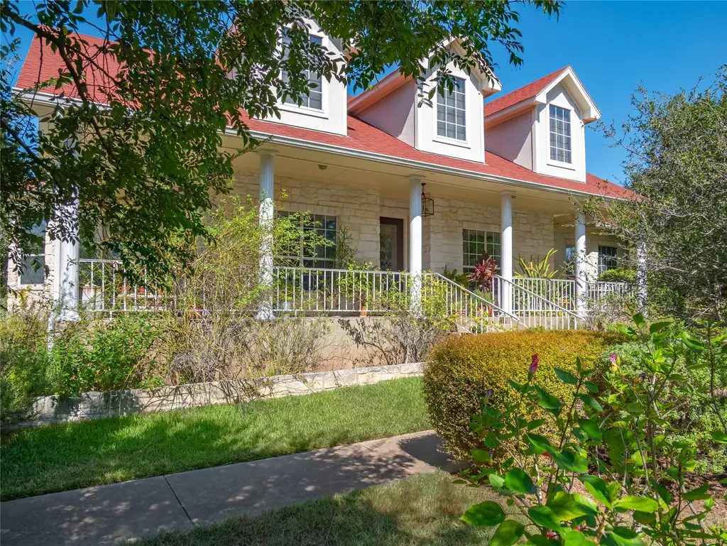 15420 Fox Run Dr, Austin
