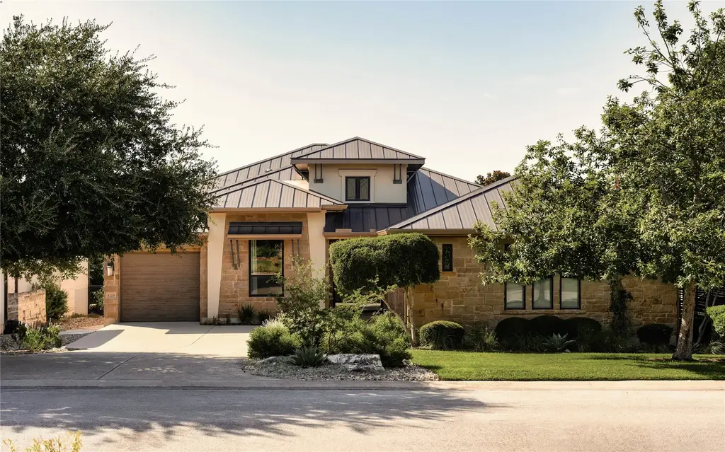 8320 Carranzo Dr, Austin