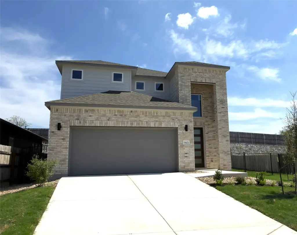 9401 Gladsome Path, Manor