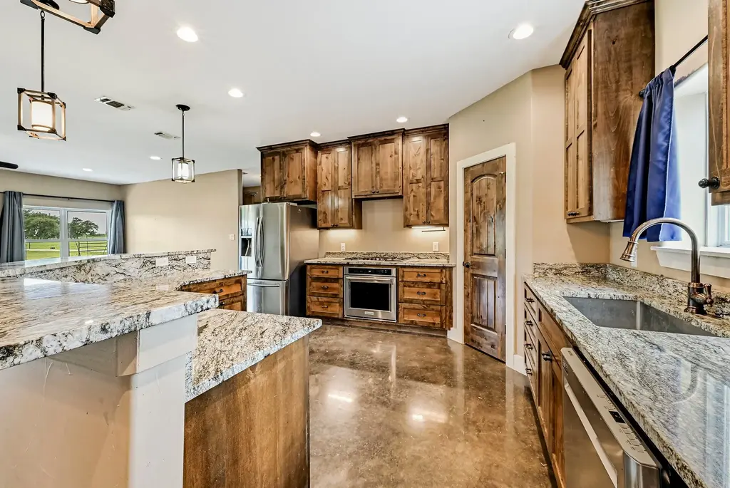 1608 County Road 204, Liberty Hill