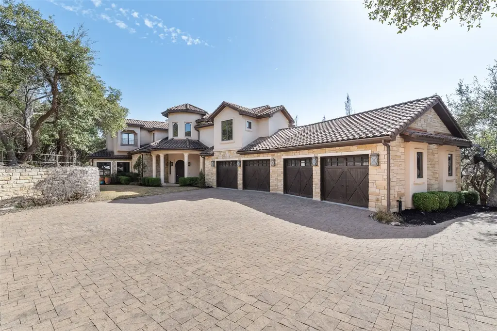 303 Camino Arbolago St, Lakeway