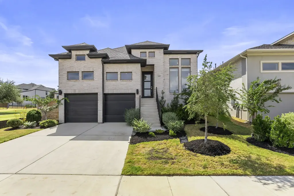 229 Bluff Creek Ln, Georgetown