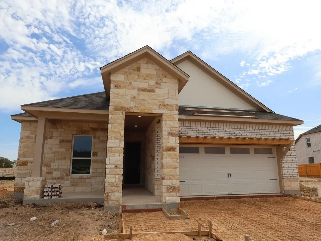 119 Pinky Varner Ct, Buda