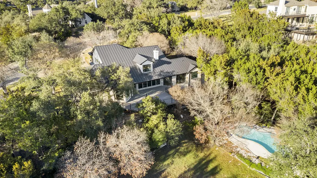 701 Furlong Dr, Austin