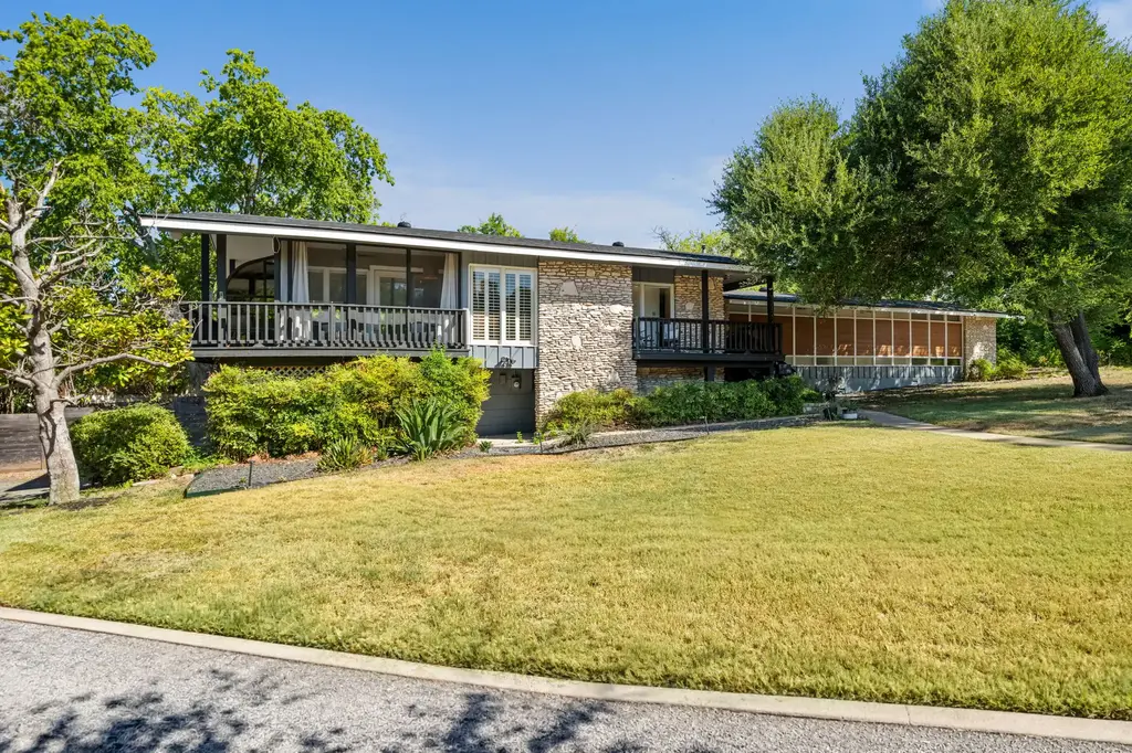 1712 Mccoy Pl, Georgetown