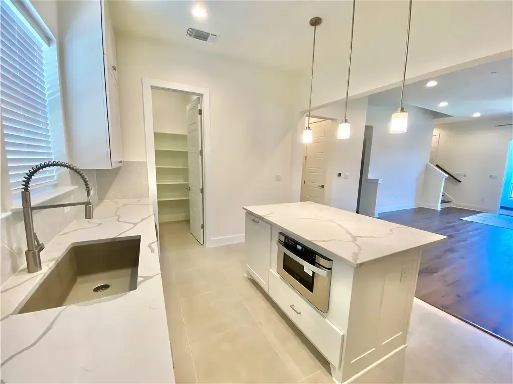 4517 Unity Cir 268, Austin