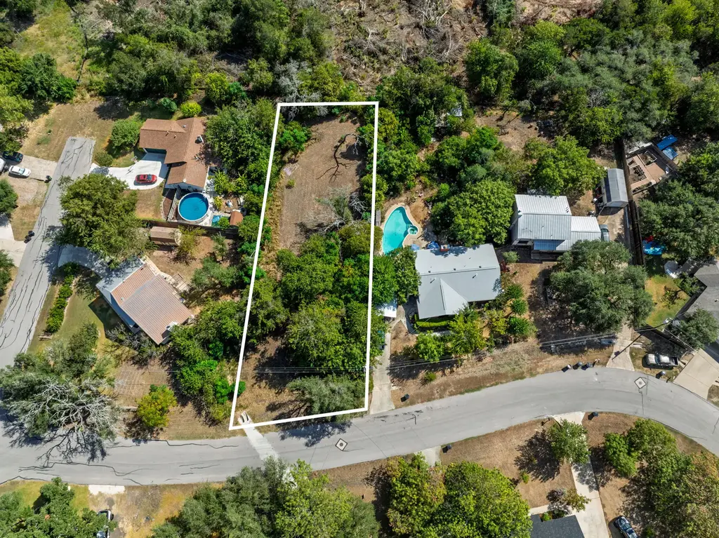 2202 Emerald Isle Dr, Leander