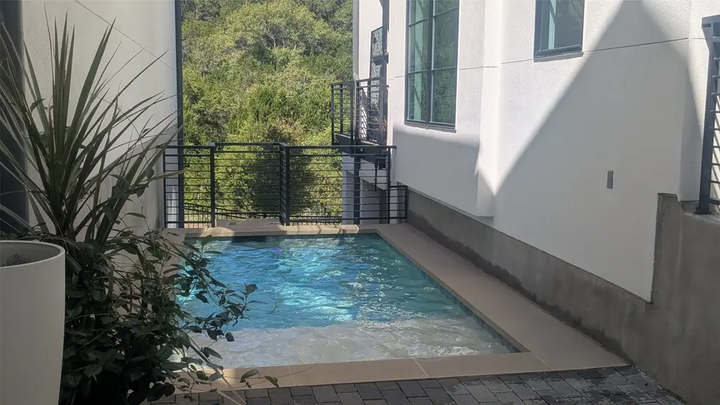802 Alexia Ln, Austin