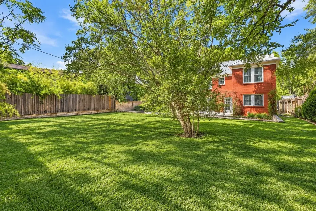 1407 Hartford Rd, Austin