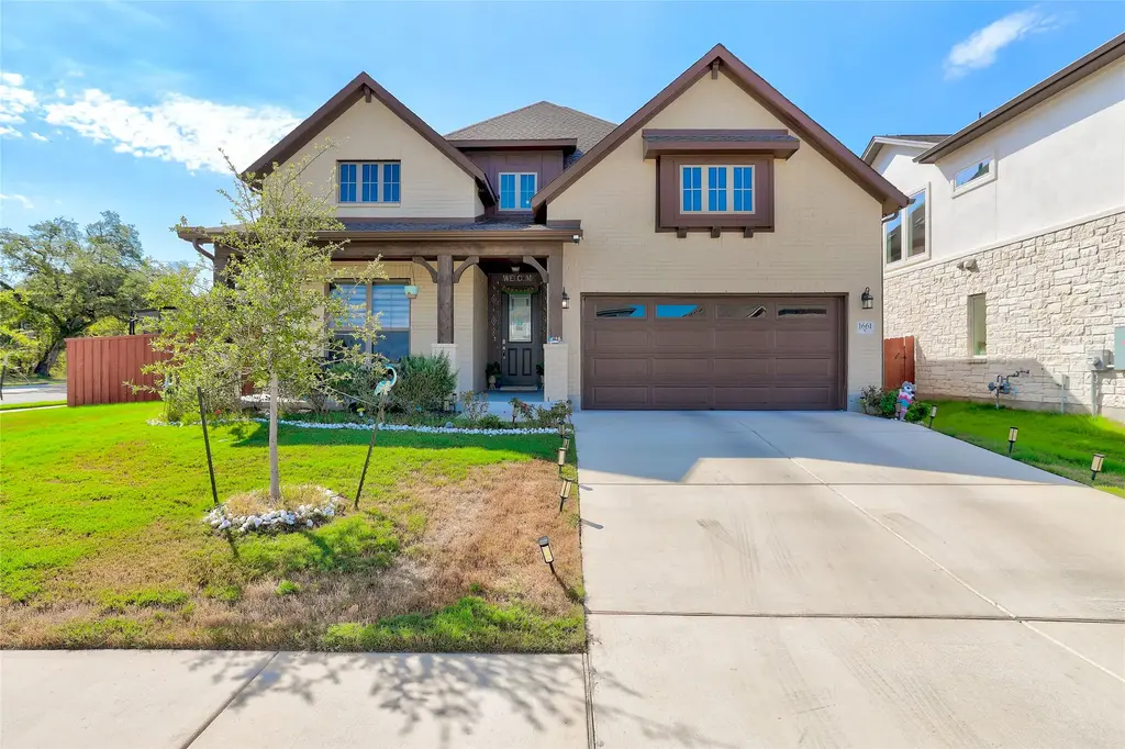1661 Cardinal Ln, Round Rock