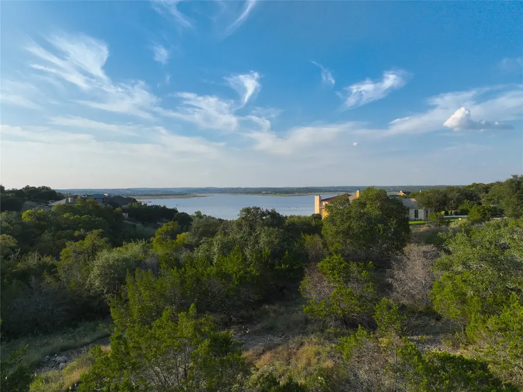 401 Scarlet Ct, Canyon Lake