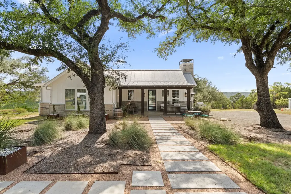 810 Kothmann Rd, Dripping Springs