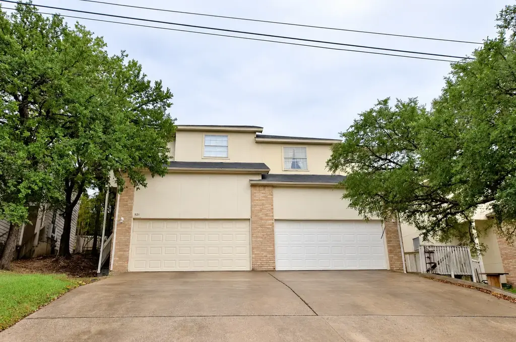 921-923 Sagewood Trl, San Marcos