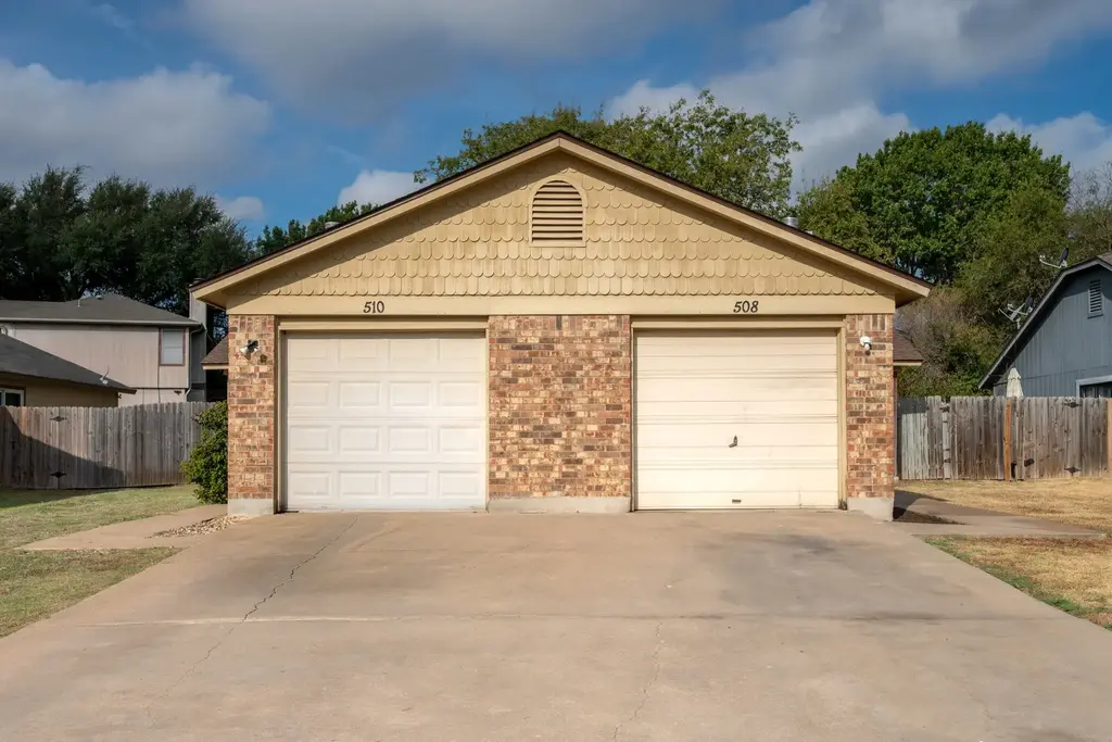 508/510 Greenlawn Blvd, Round Rock