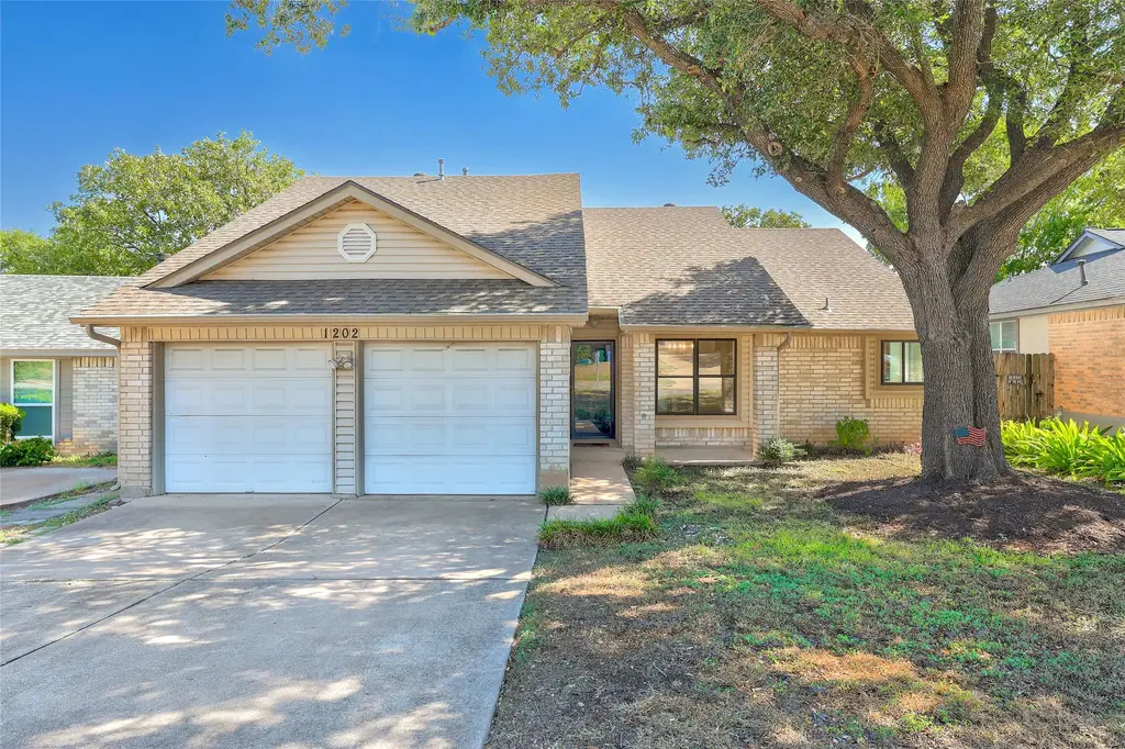 1202 Ivybridge Dr, Pflugerville