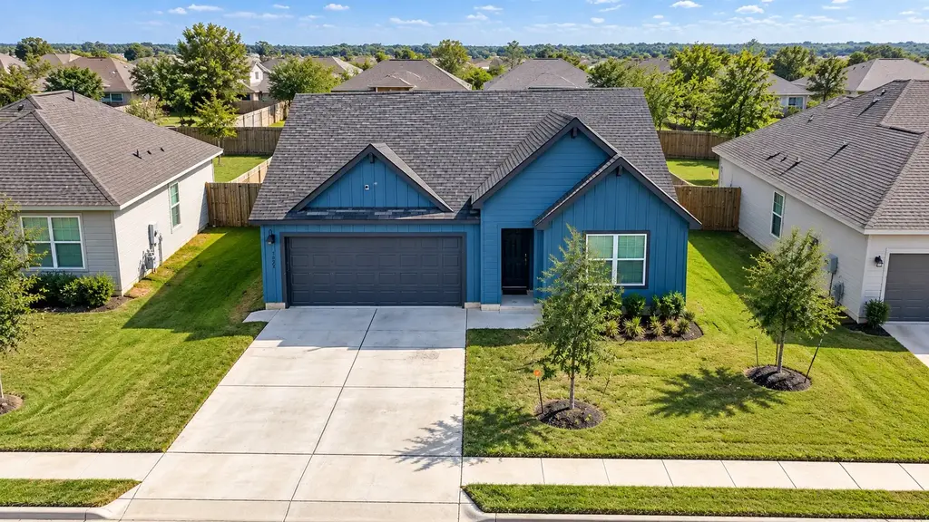 1823 Windsor Blvd, Lockhart