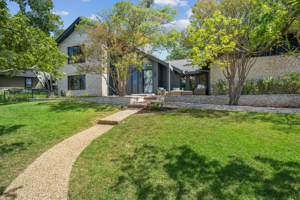 2308 Cypress Pt E, Austin