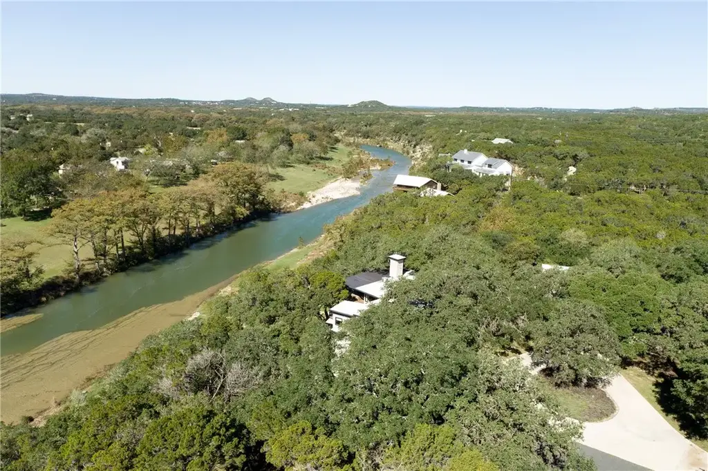 710 Flite Acres Rd, Wimberley
