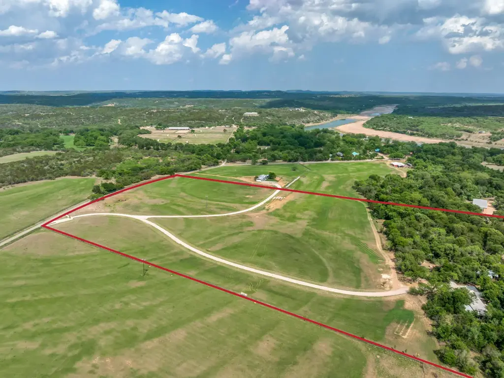 1111 Cimarron Ranch Rd, Marble Falls