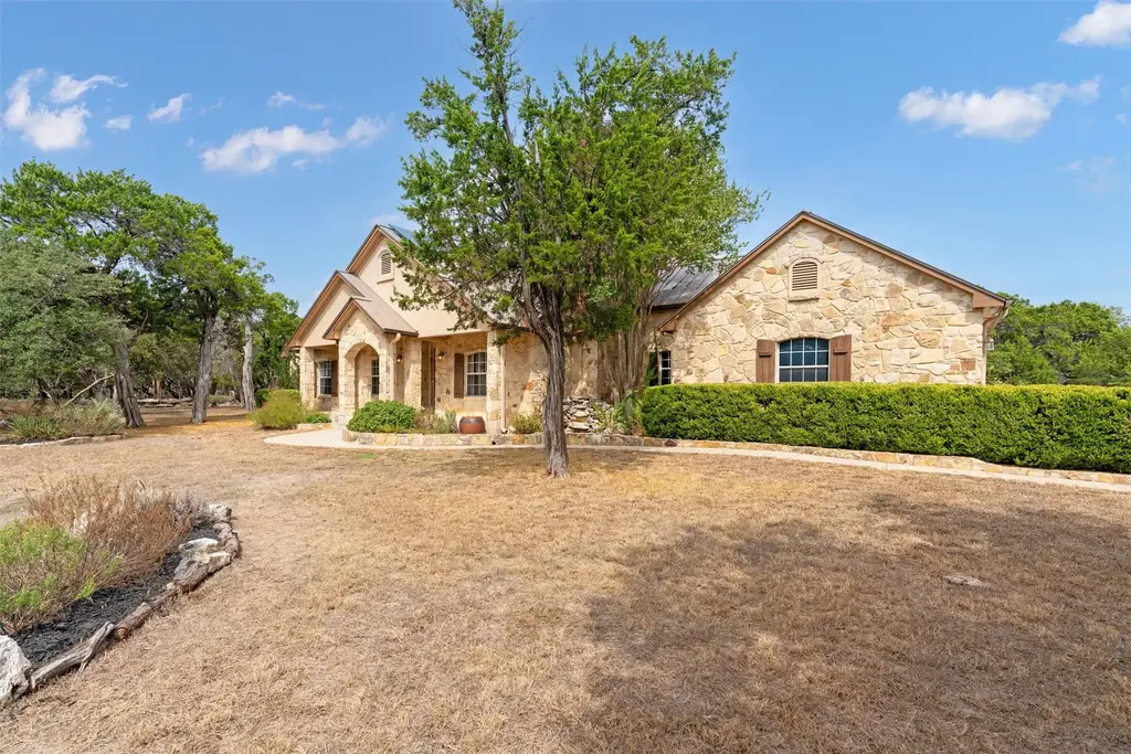 2031 Palos Verdes, Leander