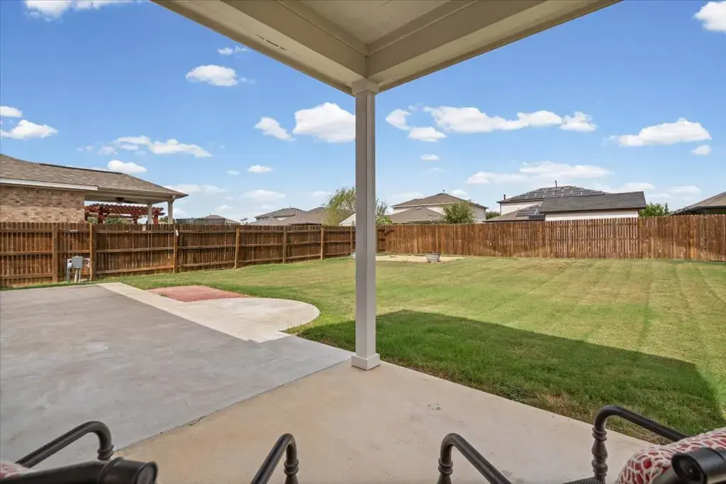 3716 Soft Shore Ln, Pflugerville