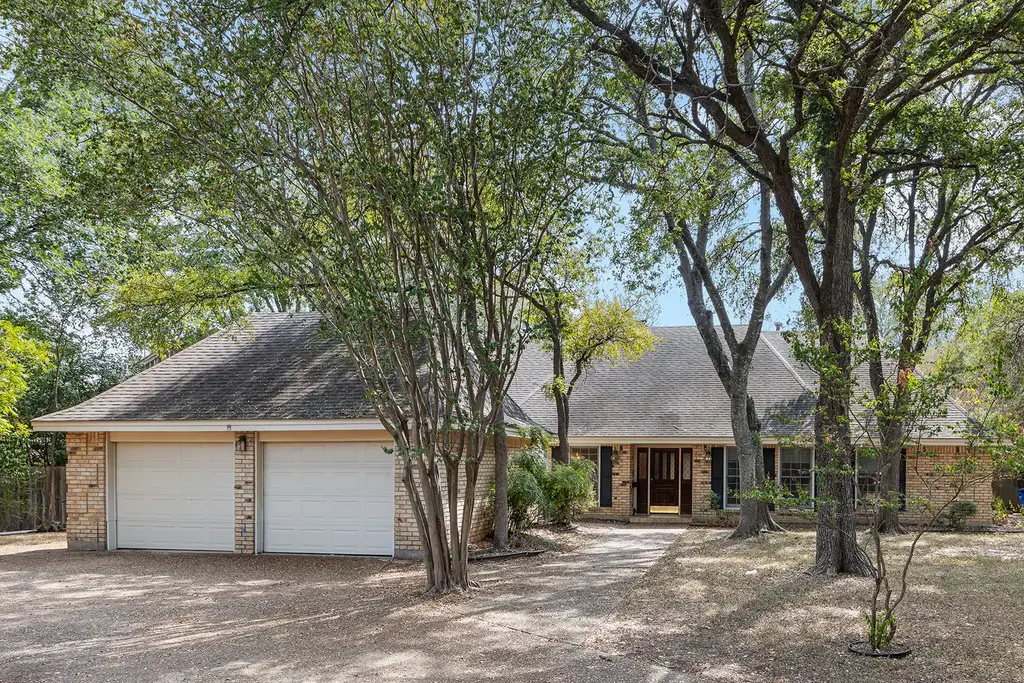 2504 Braemar Cv, Austin